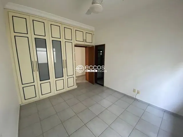Imagem 16: Casa para Aluguel, 5 Quartos, 4 Suítes, 4 Vagas, Morada da Colina - Uberlândia/Mg