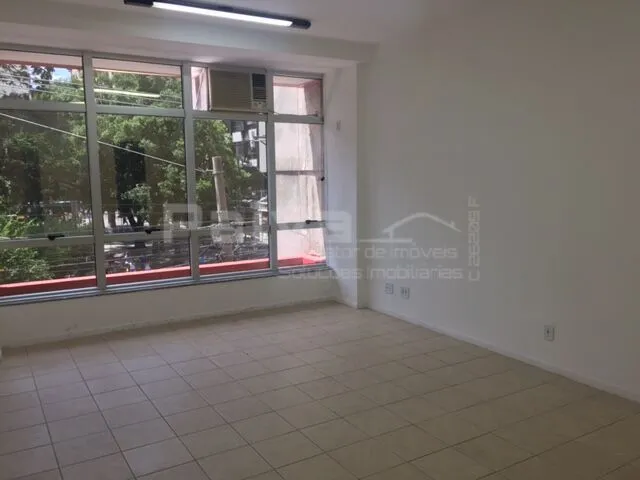 Imagem 2: Excelente oportunidade " Sala comercial 36m² Centro Niterói junto ao Plaza Shopping