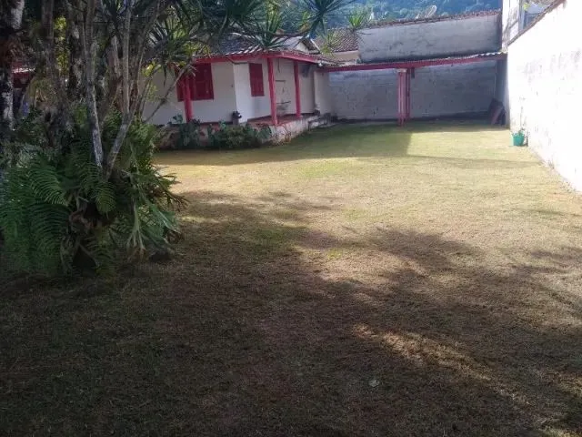 Imagem: Casa Toda Avarandada e Amplo Jardim