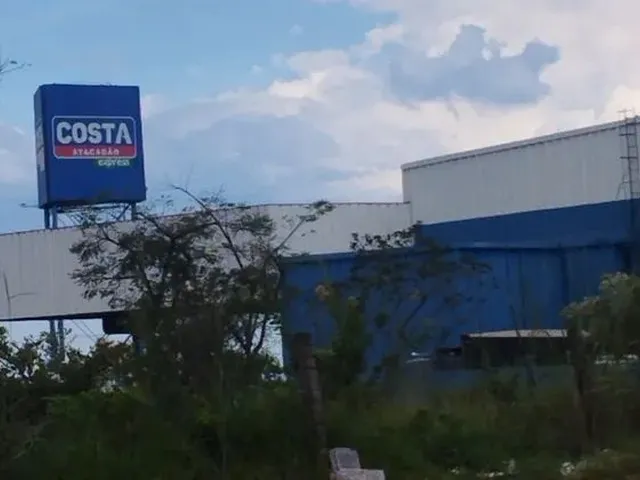 Imagem 1: ? *Vendo Lote, Base para Três Andar