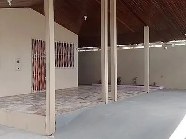 Imagem 10: Casa Espaçosa para Alugar