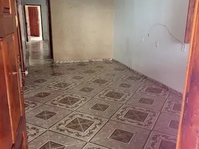 Imagem 6: Casa Espaçosa para Alugar