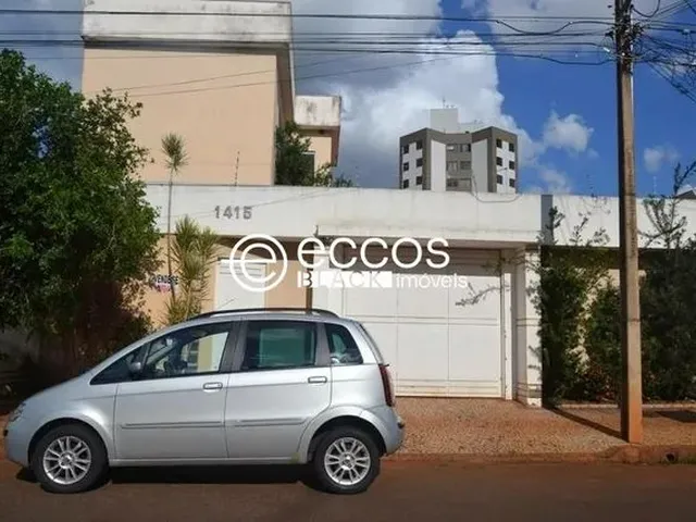 Imagem 3: Casa À Venda, 3 Quartos, 1 Suíte, 2 Vagas, Morada da Colina - Uberlândia/Mg