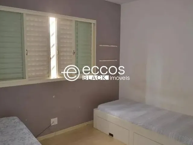 Imagem 10: Casa À Venda, 3 Quartos, 1 Suíte, 2 Vagas, Morada da Colina - Uberlândia/Mg
