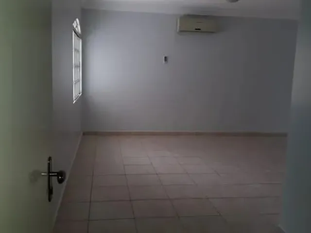 Imagem 15: Uruaçu - Casa 4 Quartos - Centro Particular