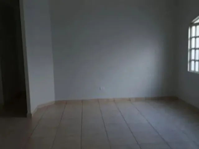 Imagem 10: Uruaçu - Casa 4 Quartos - Centro Particular