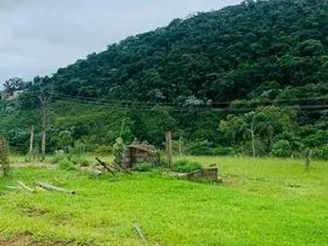 Imagem: Terreno com Ruas Abertas em Atibaia