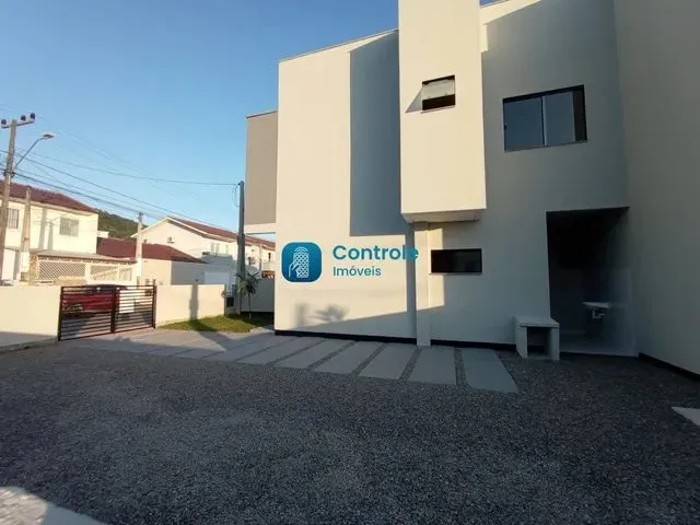 Imagem 4: Lindo Sobrado Novo, com 2 Dormitórios a 5 Minutos do Komprão, em Forquilhas - São José