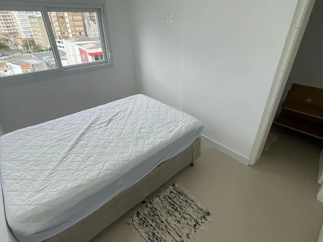 Imagem 4: Apartamento com Três Suítes no Centro de Torres