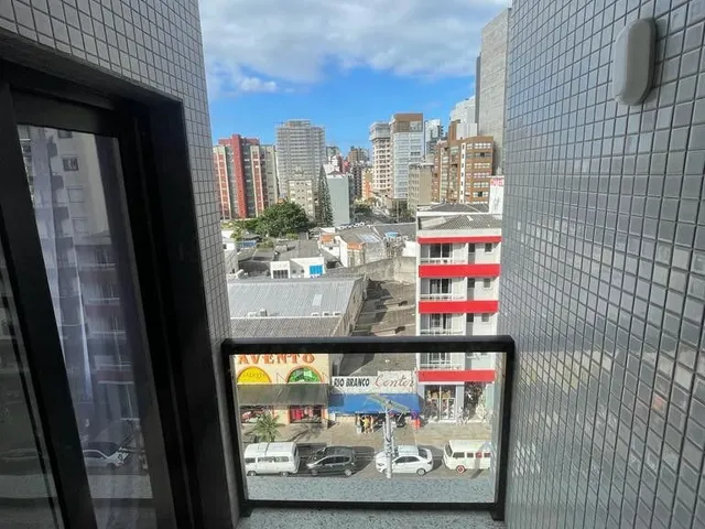 Imagem 3: Apartamento com Três Suítes no Centro de Torres