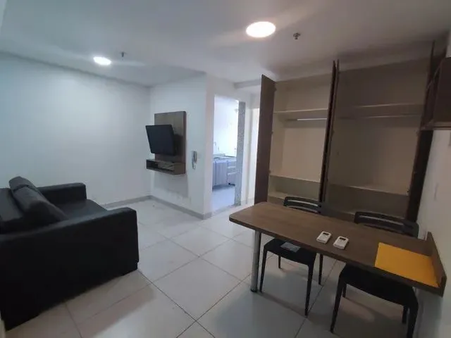 Imagem: Aptos de 1/4 Mobiliados Janela na Sala