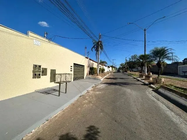 Imagem: Aluga-Se Casa Nova - Centro de Senador Canedo