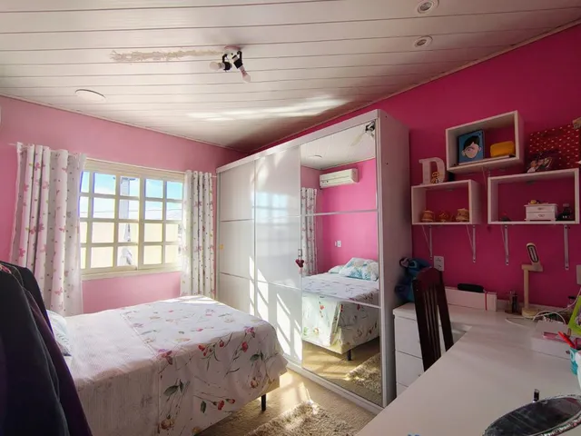 Imagem 14: ? Duas Casas no Mesmo Pátio – Oportunidade Imperdível!