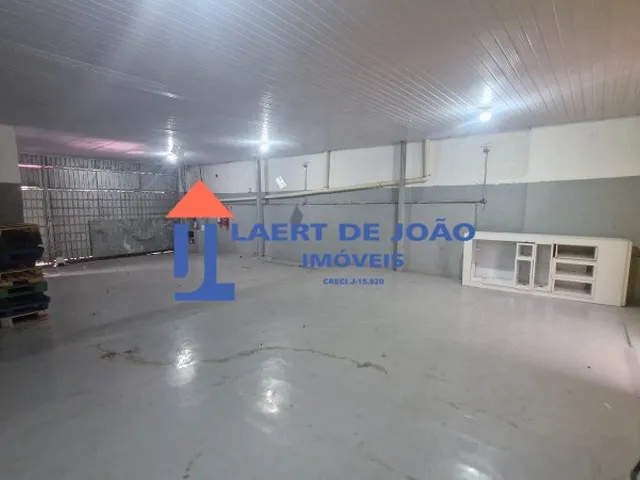 Imagem 13: Galpão Comercial com 4 Salas para Locação Ou Venda - 200M2