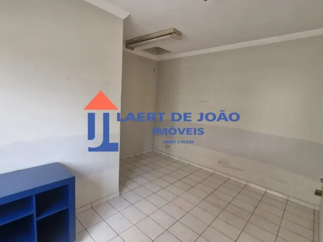 Imagem 10: Galpão Comercial com 4 Salas para Locação Ou Venda - 200M2