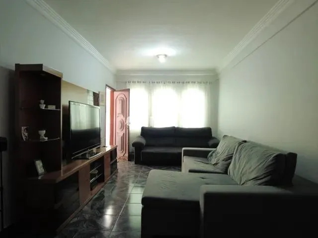 Imagem 4: Sobrado no Bairro Vila Linda com 201M². 3 Dormitórios e 2 Vagas....