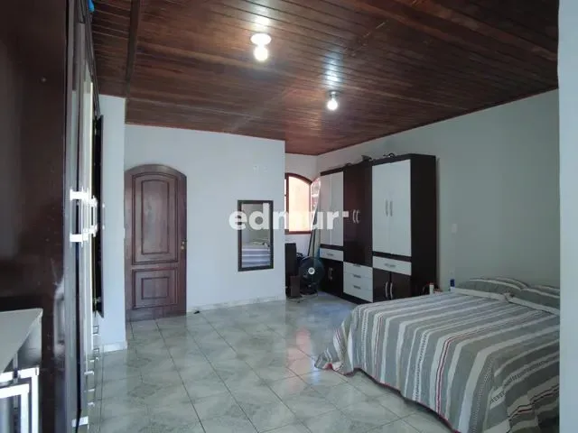 Imagem 8: Sobrado no Bairro Vila Linda com 201M². 3 Dormitórios e 2 Vagas....