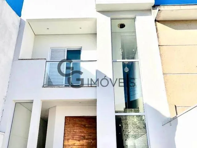 Imagem: Casa Ampla em Condomínio Fechado em Mogi
