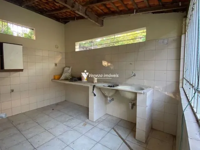 Imagem 2: Casa Duplex de Esquina para Aluguel