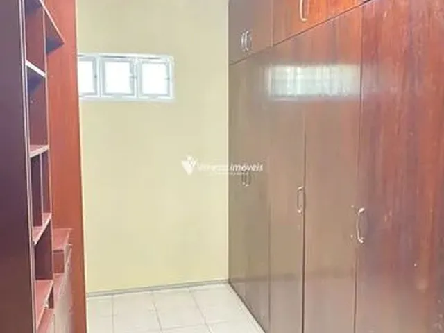 Imagem 10: Casa Duplex de Esquina para Aluguel