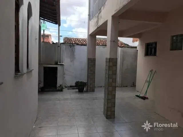 Imagem 11: Casa com 4 Dormitórios À Venda, Terreno de 10X20 e Área Construída de 160M²