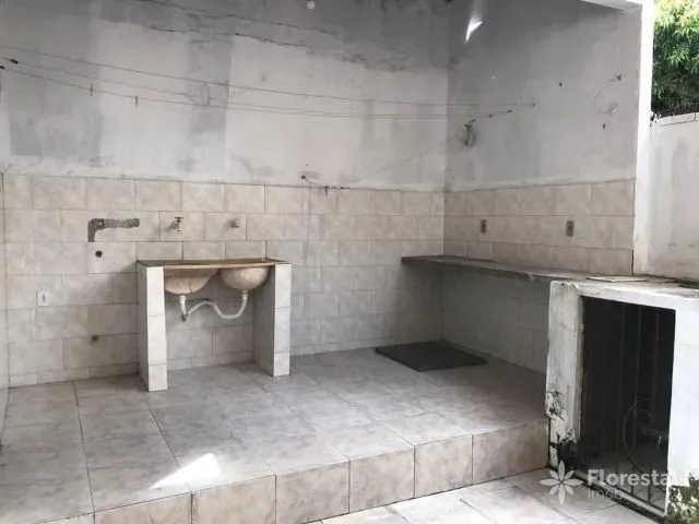 Imagem 15: Casa com 4 Dormitórios À Venda, Terreno de 10X20 e Área Construída de 160M²