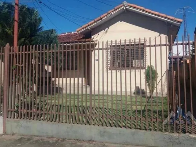 Imagem: Casa com 3 Dormitórios À Venda, 380 M²