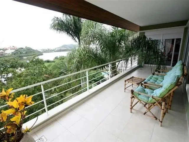 Imagem 11: Casa com 7 Dormitórios À Venda, 785 M² por R$ 5.500.000,00 - Lagoa da Conceição