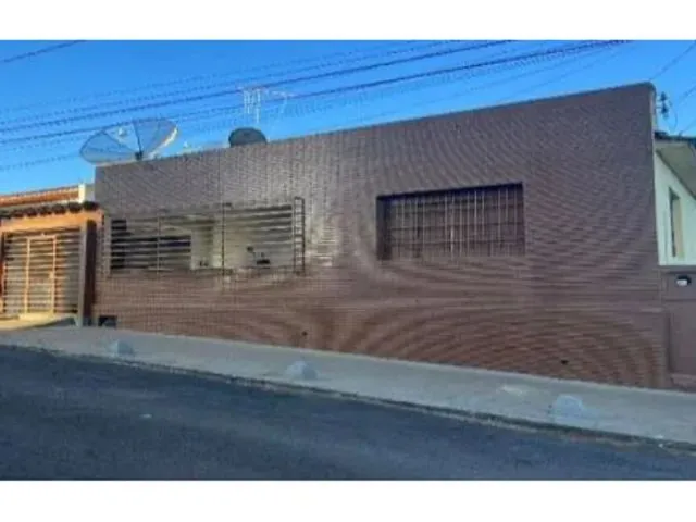 Imagem 1: Casa em Leilão - Setor Central - Rio Verde - Go