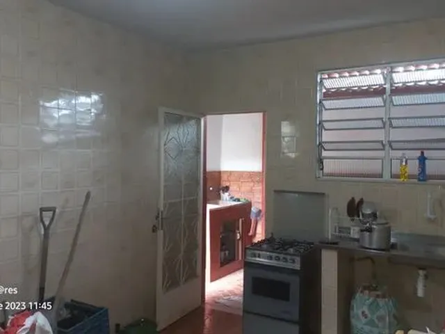 Imagem 9: Casa para Venda Tem 180 Metros Quadrados com 3 Quartos em Centro - Nova Iguaçu - Rj