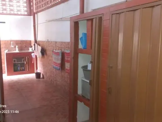 Imagem 4: Casa para Venda Tem 180 Metros Quadrados com 3 Quartos em Centro - Nova Iguaçu - Rj
