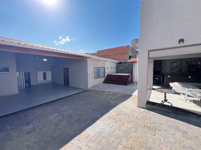 Imagem: Casa para comprar em Alfenas. Casa à venda