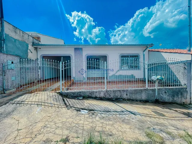 Imagem: CASA RESIDENCIAL em Alfenas - MG, JARDIM