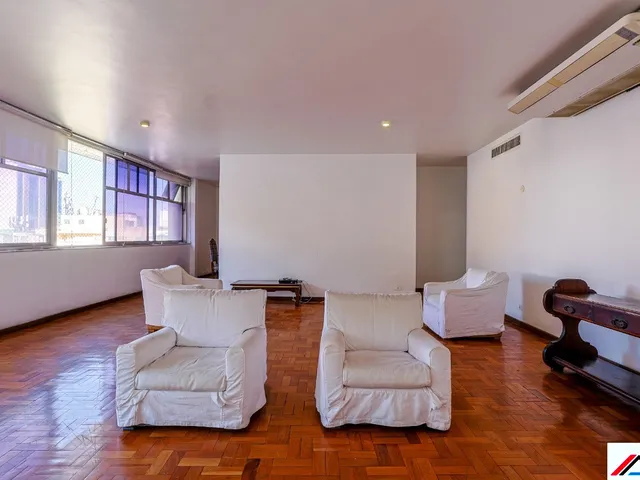 Imagem 1: Imperdível oportunidade: Apartamento de luxo em Copacabana, Rio de Janeiro, com 4
