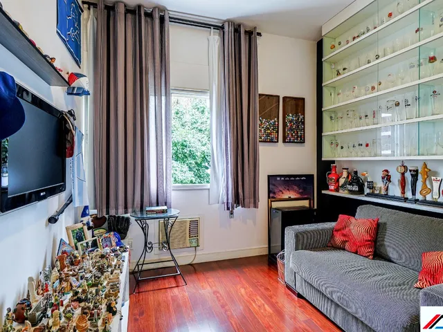 Imagem 3: Imperdível oportunidade: Apartamento de 3 quartos na Lagoa, Rio de Janeiro-RJ, com