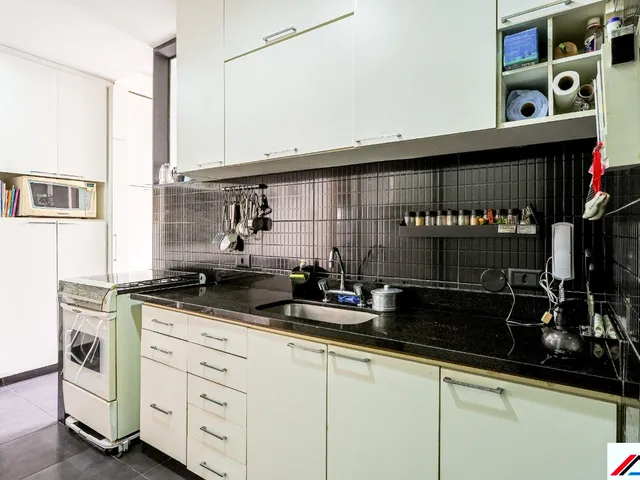 Imagem 4: Imperdível oportunidade: Apartamento de 3 quartos na Lagoa, Rio de Janeiro-RJ, com