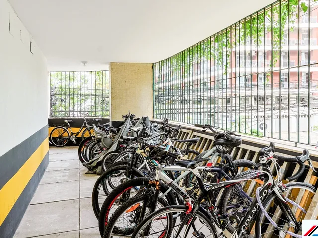 Imagem 1: Imperdível oportunidade: Apartamento de 3 quartos na Lagoa, Rio de Janeiro-RJ, com