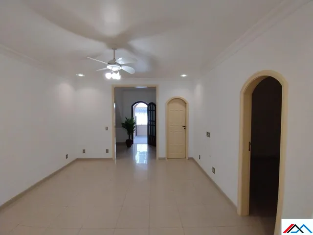 Imagem 1: Imóvel à venda em Copacabana, Rio de Janeiro - RJ: Casa com 2 quartos, 1 suíte, 3