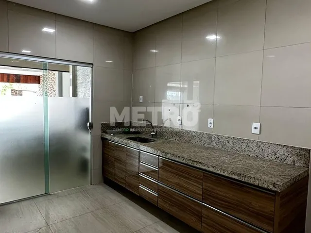 Imagem 1: Venda, Condomínio Sol Nascente etapas, 3/4, sendo 02 suíte, com closet, 165m (a
