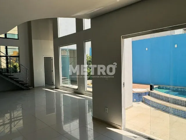 Imagem 6: Casa 04 quartos, sendo todos suítes, 03 com closet, 02 com banheira