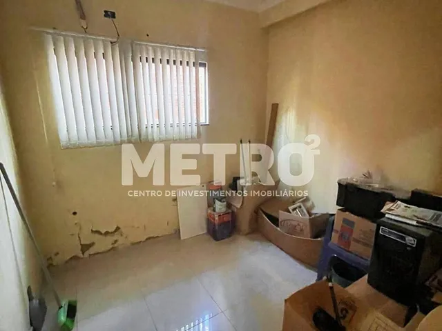 Imagem 9: Ponto Comercial para locação, Centro, Recepção - 5 salas - Sala de espera