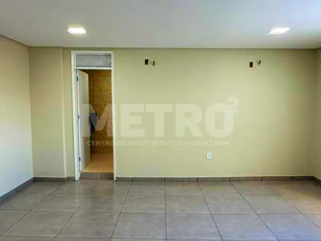 Imagem 2: Ponto Comercial À Venda no Centro de Petrolina, Recepção, 8 Salas, 6 Wc