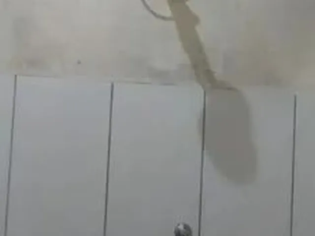 Imagem 1: Alugo Kitnet na Glória