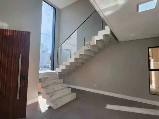 Imagem 8: Casa - 5 Quartos - 5 Suítes - 300,00M²