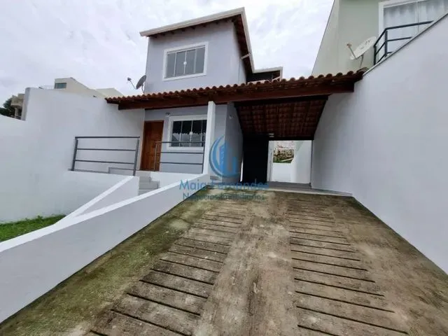 Imagem: Casa com 03 Quartos Sendo 01 Suíte no Bairro