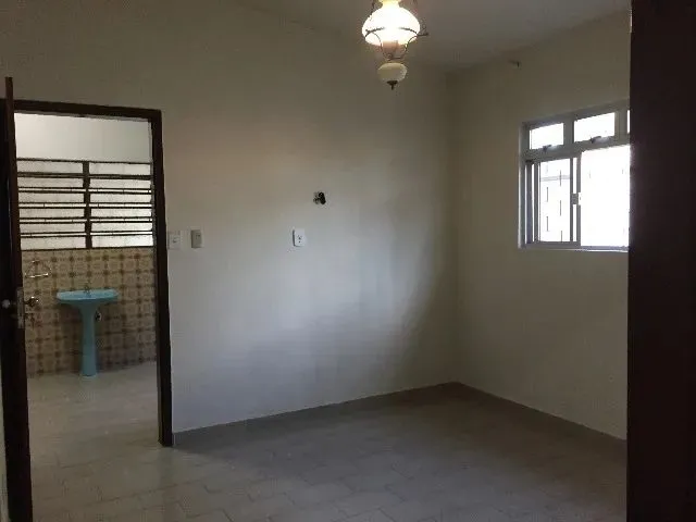 Imagem 2: Casa em san Martin com 4Q 1Suite 3 Vagas
