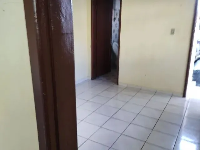 Imagem 1: Alugo ? Casa ,No Bairro Cajuru