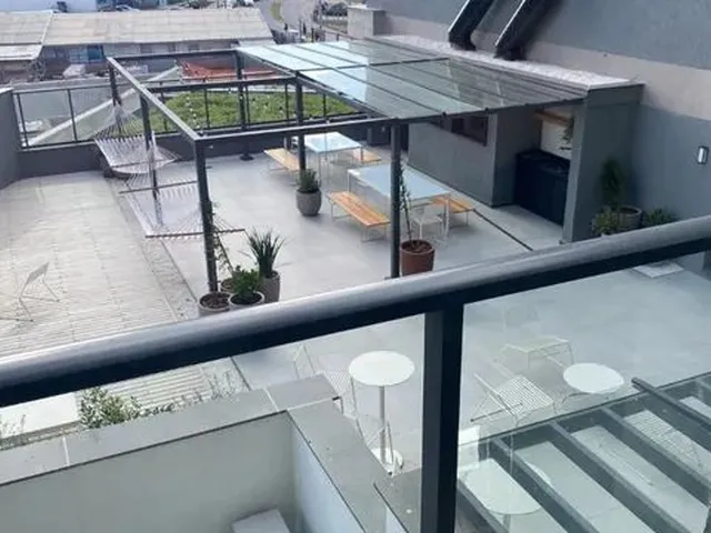 Imagem: Loft Inn com Sacada