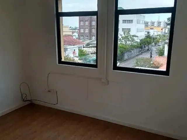 Imagem 5: Vendo Sala Comercial 22 M² - Central (Aceito Permuta