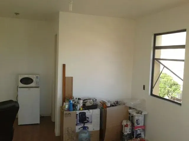 Imagem 2: Vendo Sala Comercial 22 M² - Central (Aceito Permuta